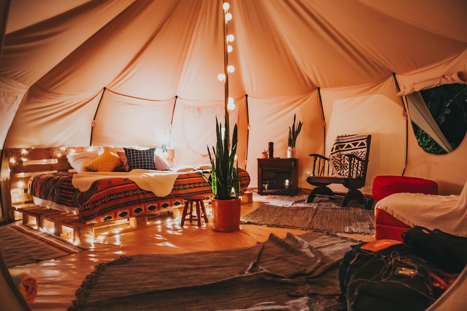 Glamping: The Ultimate Family Adventure